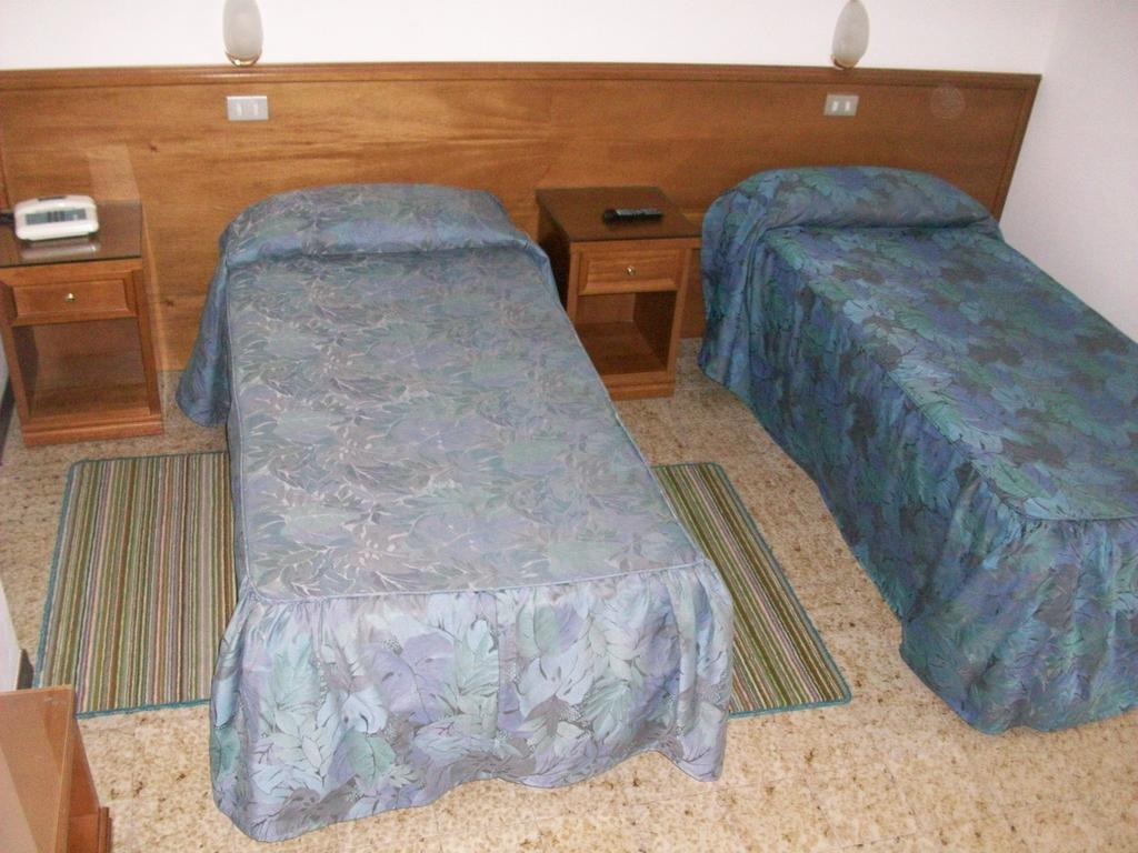 Hotel Santorotto Di Fabio Terrosi Синалунга Номер фото